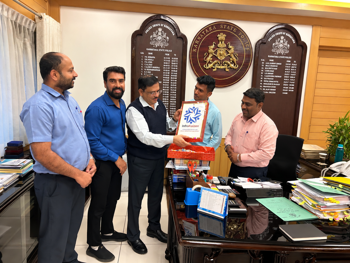 Infra Kaizen team presenting memento to DG&IGP Sri M.A. Saleem, IPS